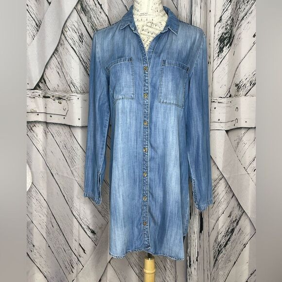 Bella Dahl Dresses & Skirts - Bella Dahl Long Sleeve Chambray Shirt Dress M